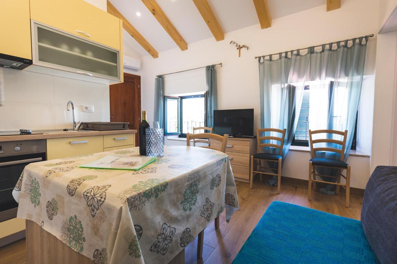 Vinea Apartmani Umag, Ulica G Garibaldia 2 Exterior photo