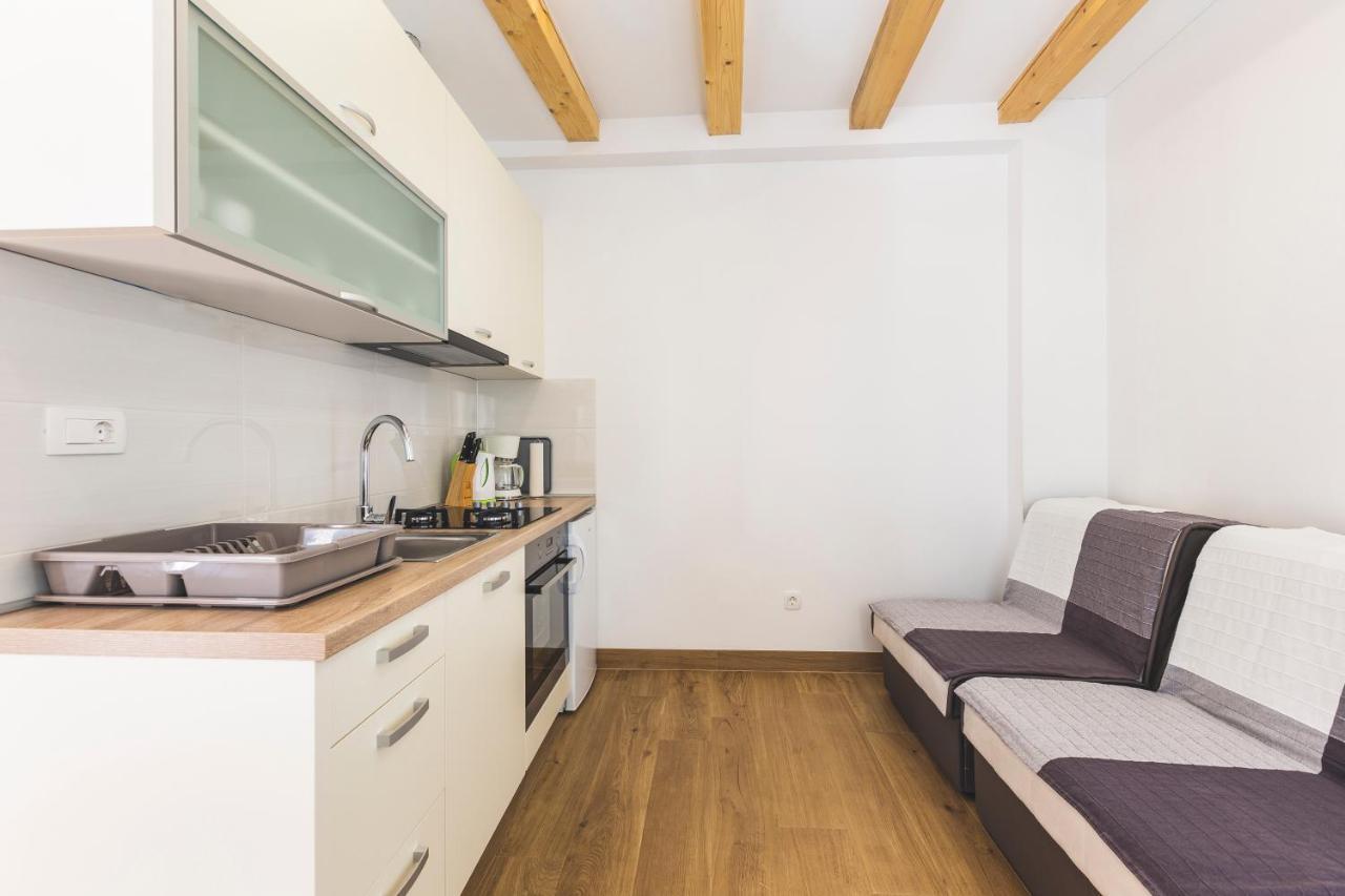 Vinea Apartmani Umag, Ulica G Garibaldia 2 Exterior photo